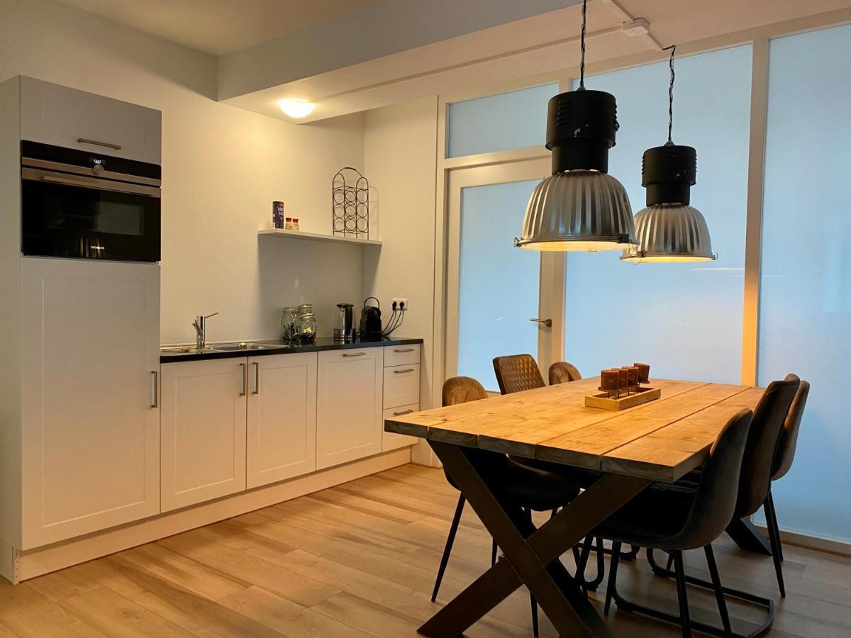 חרונינגן Het Hoekje - 2 Bedroom Family Friendly City Home מראה חיצוני תמונה